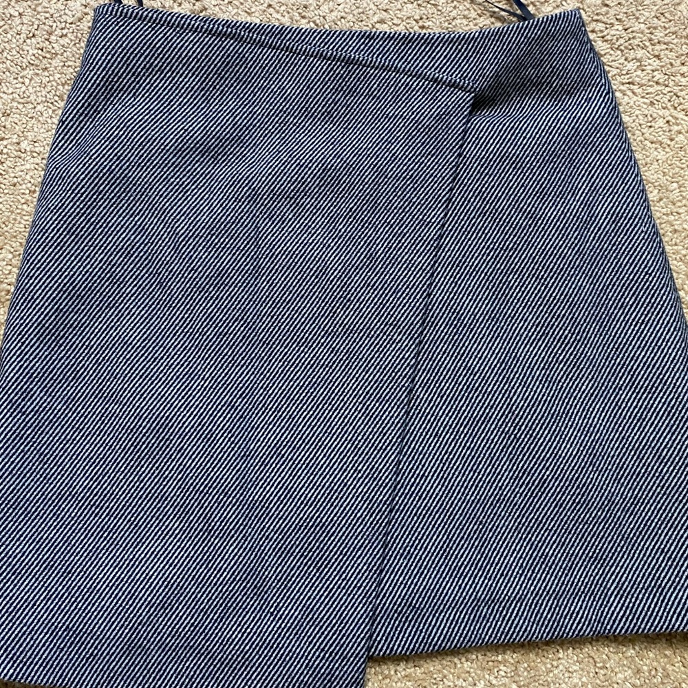 Skirt, S